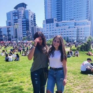 Meet your Posher, Ava